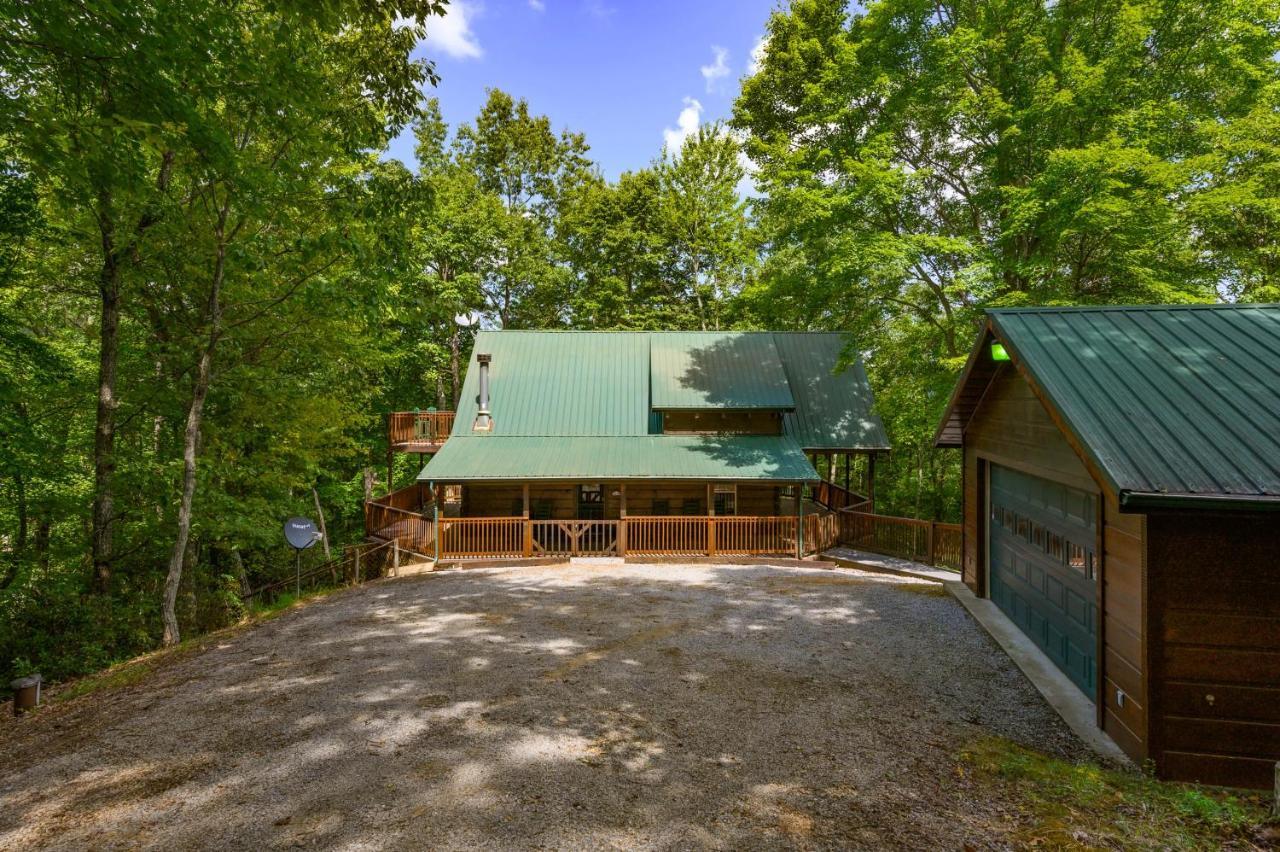 Gypsy Road - Privacy! Log Cabin With Hot Tub, Wifi, Directv And Arcade 塞维尔维尔 外观 照片